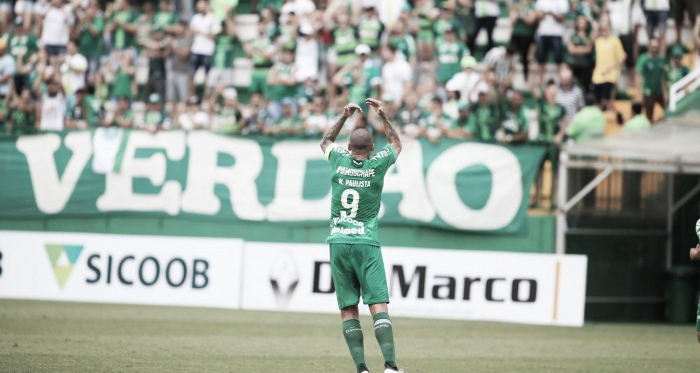 Wellington Paulista garante a vitória da Chapecoense (Foto: Divulgação/Chapecoense)