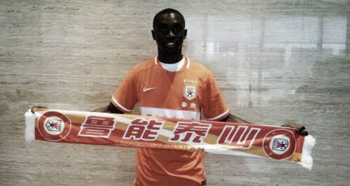 Atacante Papiss Cissé deixa o Newcastle e acerta com o Shandong Luneng