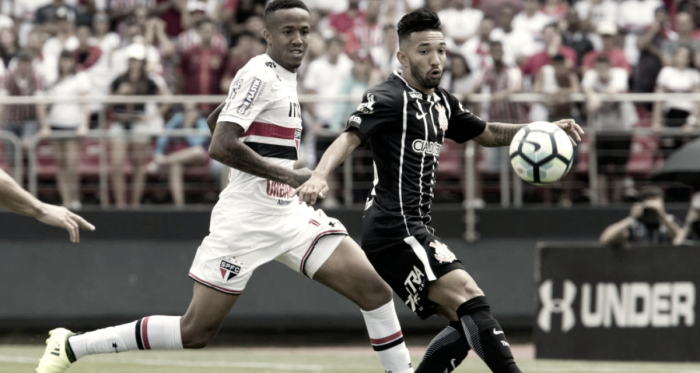 Clayson em ação no último majestoso no Morumbi (Foto:Daniel Augusto Jr./Agência Corinthians)