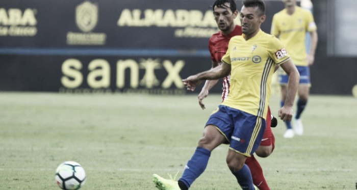 El Almería ha sido apeado del torneo del KO a costa del Cádiz. (FOTO: UD Almería)