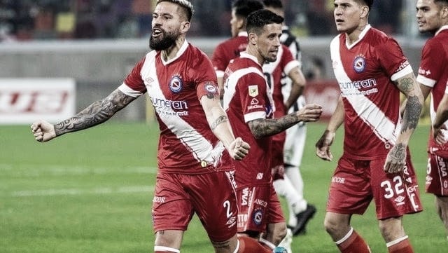 Volvió a ganar fuera de casa