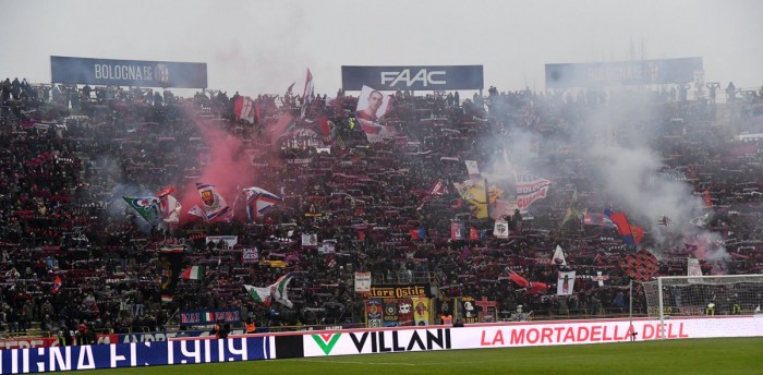 La curva del Bologna (Twitter - Bologna FC 1909)