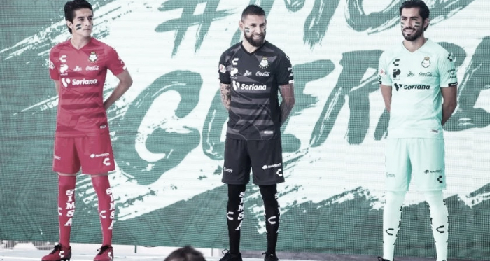 Así posaron para la foto los elementos verdiblancos (Foto: Santos Laguna)