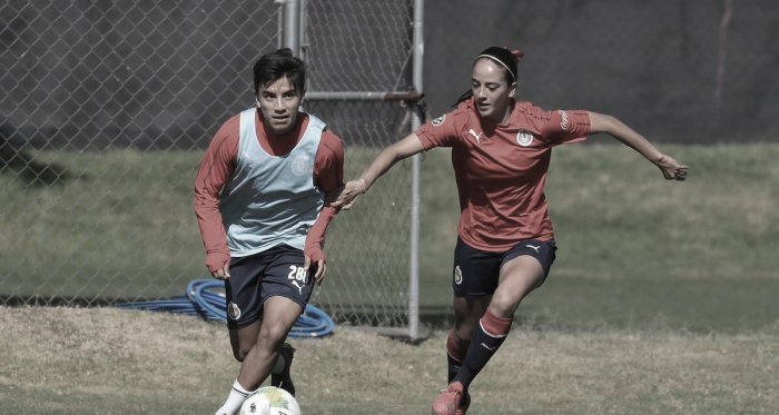 Partido mixto entre Chivas y Chivas Femenil