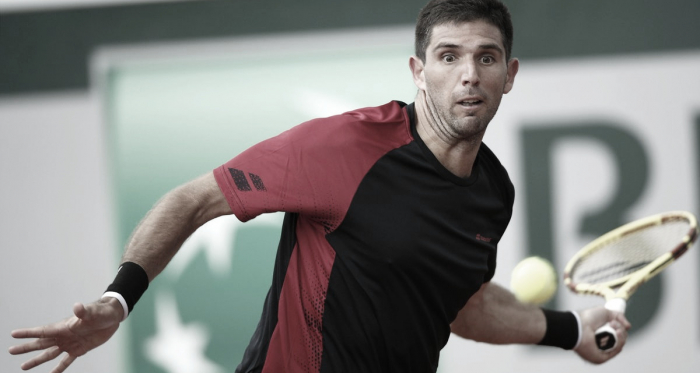 Delbonis pegando su drive | Foto: Roland Garros