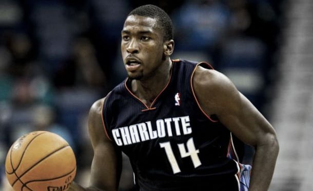 Michael Kidd-Gilchrist renueva con los Hornets