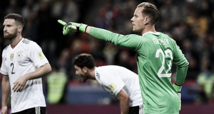 Ter Stegen: &quot;Chicharito cuenta con un olfato goleador peligroso&quot;