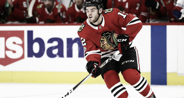 DeBrincat, apuesta de futuro para los Blackhawks. Foto: https://www.secondcityhockey.com