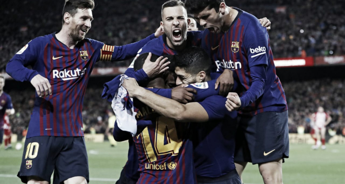 Barcelona vence Atlético de Madrid e se aproxima do título da La Liga