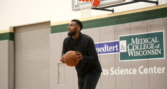 NBA - Jabari Parker scaricato da Milwaukee, accordo vicino con i Bulls