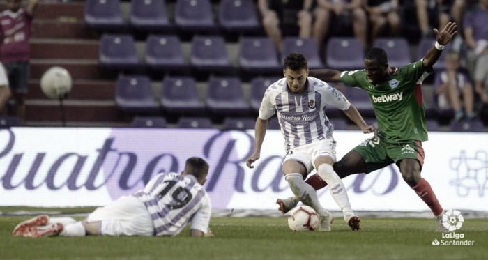 El Real Valladolid y el Alavés se juegan sus opciones de permanencia y Europa | LaLiga