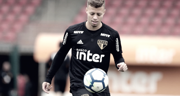 São Paulo empresta meia Lucas Fernandes ao Portimonense, de Portugal