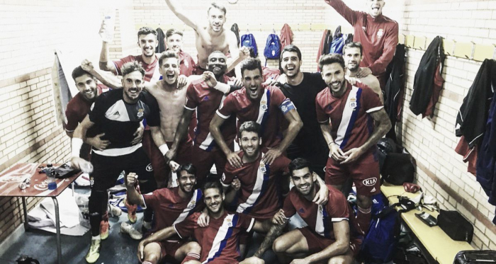 Celebración tras ganar el encuentro | Fotografía: Real Club Recreativo De Huelva