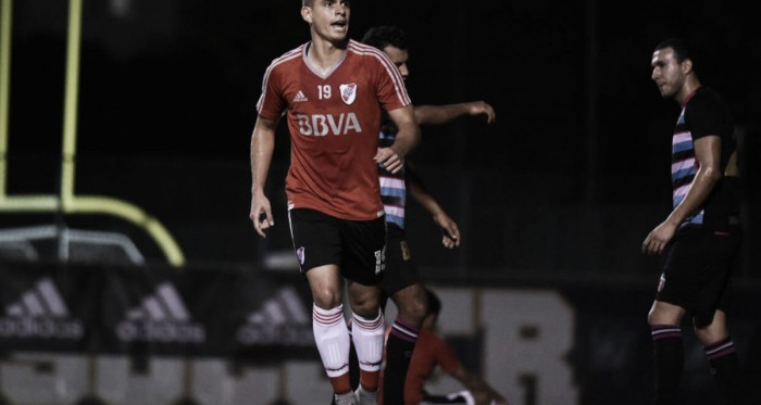 Borré, la figura del primer cotejo informal del año (Foto: Prensa River)