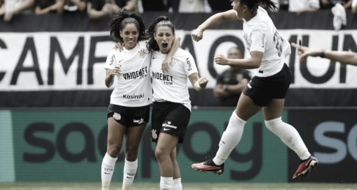 Com dois gols anulados pelo VAR, Corinthians vence Cruzeiro e é tricampeão da Supercopa Feminina