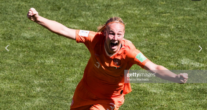 Women's World Cup: Italy 0-2 Netherlands