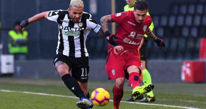 Serie A - L'Udinese rinasce come le fenici, battuto un Cagliari non pervenuto (2-0)