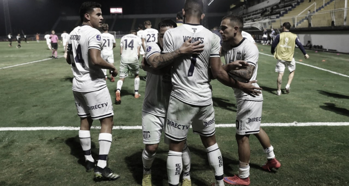 Triunfo agónico de Talleres ante Bragantino 