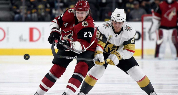 Arizona Coyotes: need to sign Oliver Ekman-Larsson to an extension or trade him. (Photo: David Becker/AP)