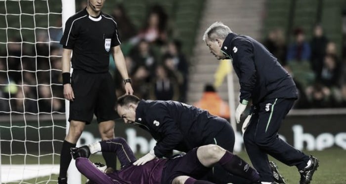 Rob Elliot cayó lesionado con Irlanda y deja huérfana la portería del Newcastle