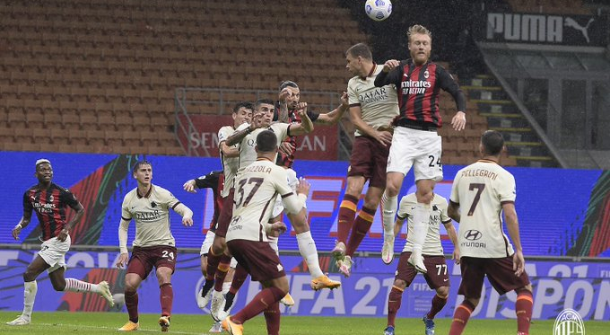 Gol, spettacolo e veleni: 3-3 tra Milan e Roma