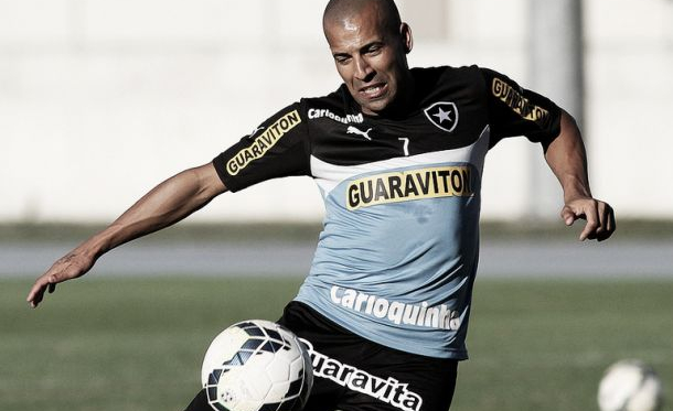 Emerson Sheik é punido com três jogos pelo STJD e Botafogo irá pedir efeito suspensivo