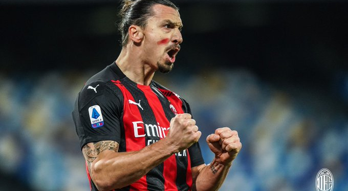 Ibrahimovic stende il Napoli: il Milan si riprende la vetta