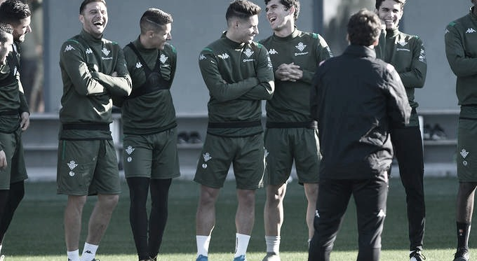Álex Moreno: "Espero que el año que viene sea un buen año y luchemos por entrar a Europa"