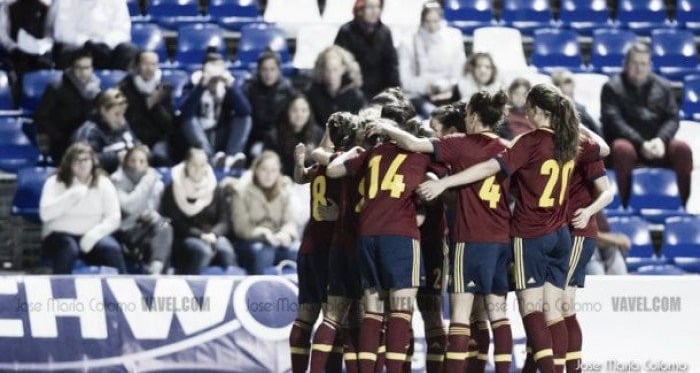 Sonia Bermúdez y Vero Boquete, las mejores del partido frente a Montenegro.