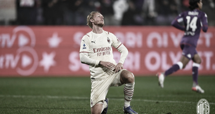 Kjaer se lesiona y deja a la defensa del Milan débil