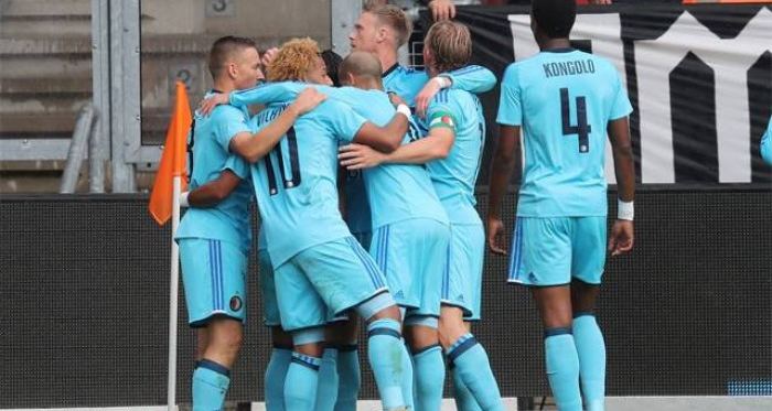 Eredivisie: il Feyenoord non molla, l'Ajax supera l'Utrecht, pari con l'Heerenveen per Philip Cocu