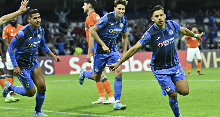 Cruz Azul gana y avanza cómodamente a cuartos de final de Concachampions