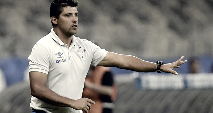 Auxiliar Sidnei Lobo destaca novo triunfo do Cruzeiro: "Nos dá tranquilidade"