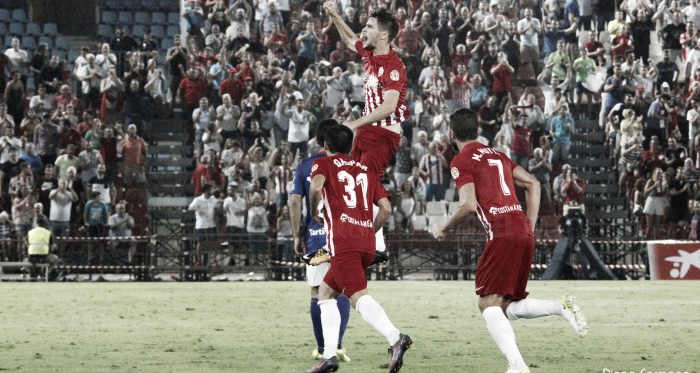 Fotos e imágenes del Almería 1-1 Oviedo, jornada 2 de Segunda División