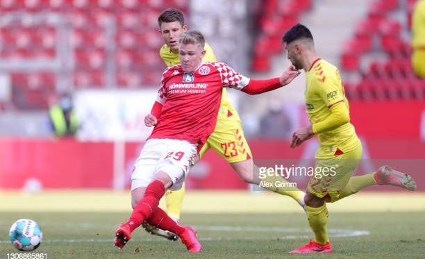 FSV Mainz 05 vs SC Freiburg preview: How to watch, kick-off time, team news, predicted lineups and ones to watch
