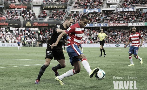 Granada CF - Levante: una racha de cara frente a otra de cruz