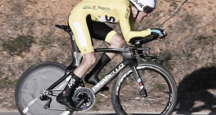 Geraint Thomas vuela en Lagoa y apuntala un nuevo triunfo en la Vuelta al Algarve | Fotografía: Tim de Waele