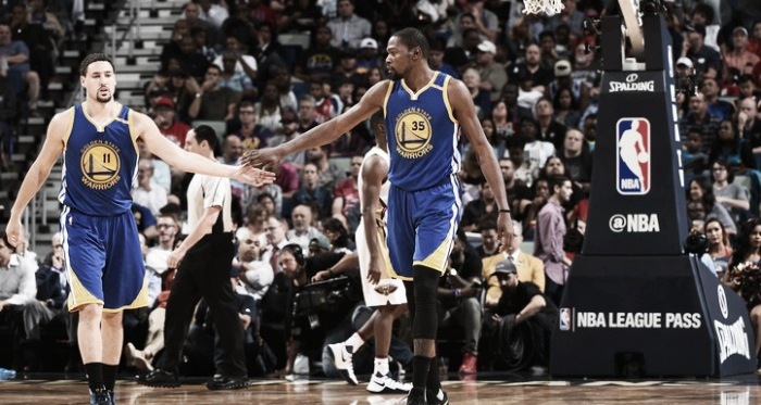 Resumen NBA: los Warriors se estrenan y los Cavaliers siguen a lo suyo