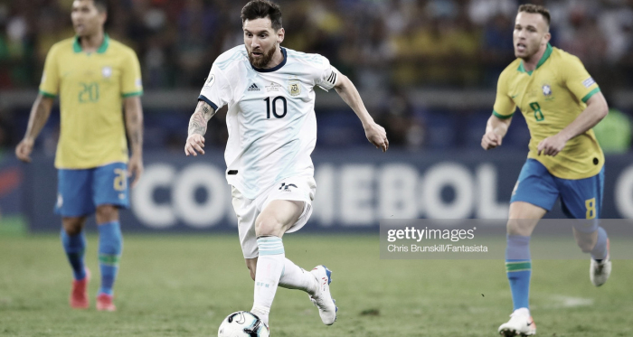 ¿VUELVE?. Messi podría regresar a estar con la Selección en noviembre y justamente en el clásico frente a Brasil. Foto: Getty images