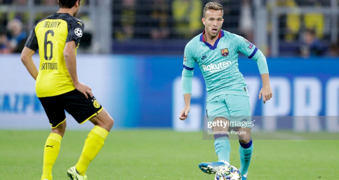 Borussia Dortmund 0-0
Barcelona: Messi returns as sides fail to top group