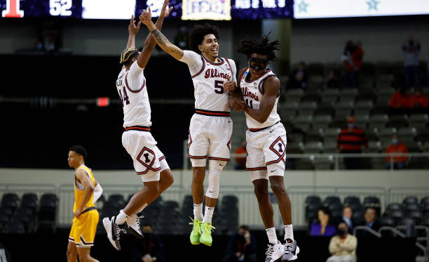 2021 NCAA Tournament: Illinois crushes Drexel in dominant display