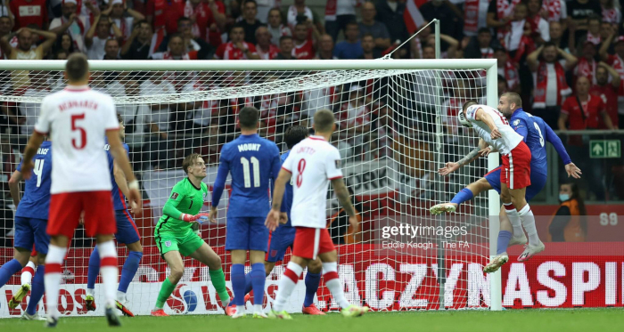 Poland 1-1 England: Szymanski's late header cancels out Kane's super strike