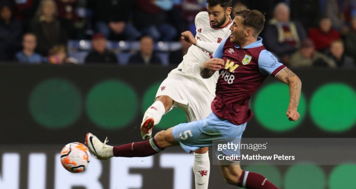 Burnley 0-1 Man Utd: Fernandes’s sweet volley secures Man Utd win away to Burnley