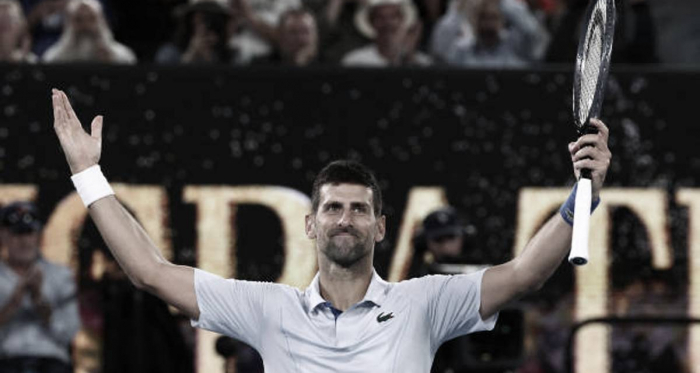 Novak Djokovic, a los cuartos de final por la vía rápida