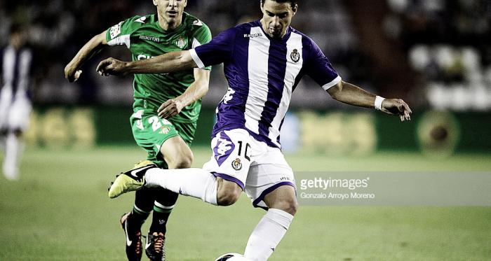Óscar González durante un Real Valladolid - Real Betis | Gettyimages