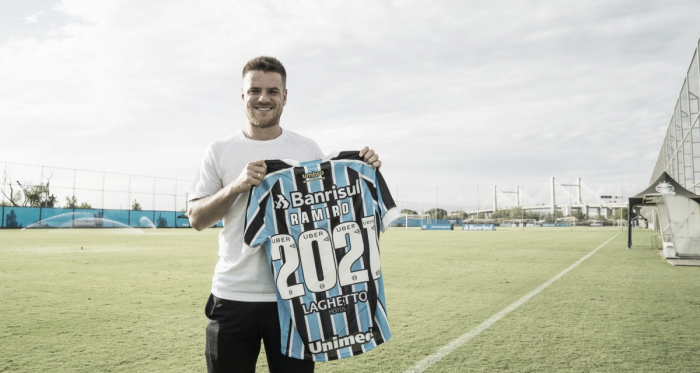 Com 217 jogos pelo Grêmio, Ramiro estende contrato até dezembro de 2021