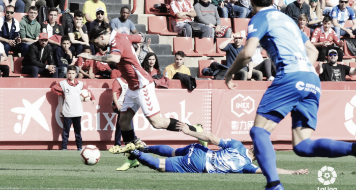 Pipa supera a un defensor rival. FOTO: LA LIGA.