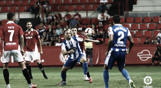 Acción del choque de la primera vuelta entre ambos conjuntos. FOTO: Liga 123