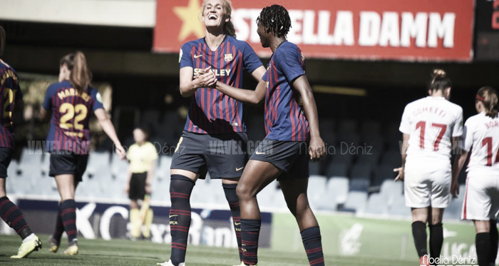 Oshoala y Hamraoui celebrando un gol. FOTO: Noelia Déniz
