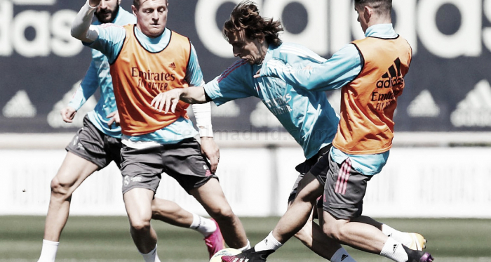Ramos, Vini y Valverde no se ejercitan en la vuelta a los
entrenos